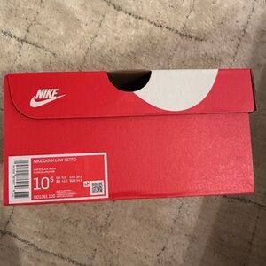 New Nike Dunk Low Retro